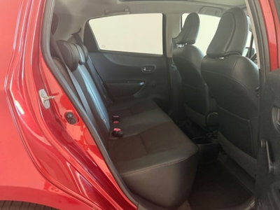 Toyota Yaris 1.3 5 porte Active (15)