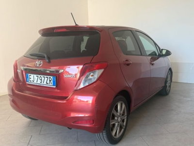 Toyota Yaris 1.3 5 porte Active (5)