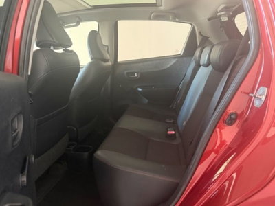Toyota Yaris 1.3 5 porte Active (8)