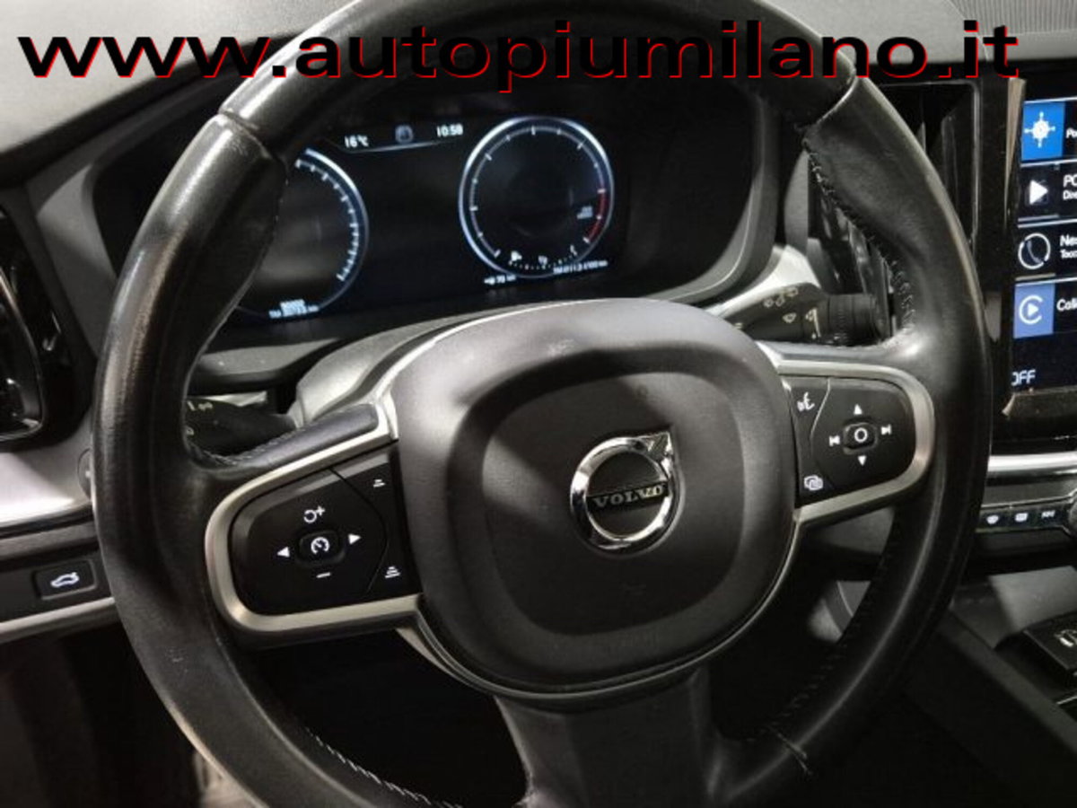 Volvo XC60 B4 (d) AWD Geartronic Business Plus (11)