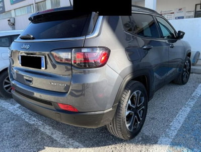 Jeep Compass 1.3 T4 190CV PHEV AT6 4xe Limited (3)