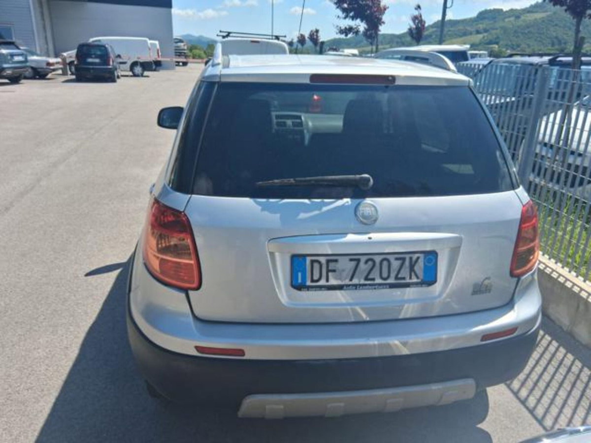 Fiat Sedici 1.6 16V 4x4 Emotion (6)