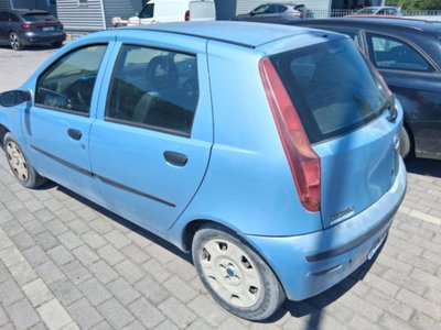 Fiat Punto 1.2 5 porte Active Natural Power (4)