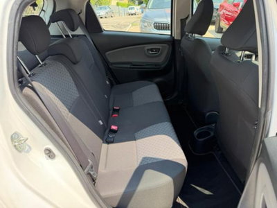 Toyota Yaris 1.D-4D 5 porte Active (10)