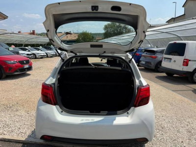 Toyota Yaris 1.D-4D 5 porte Active (11)