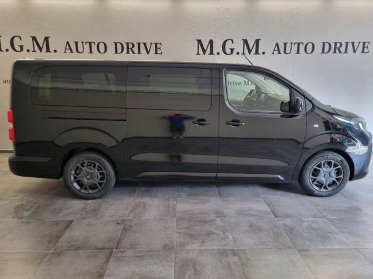Fiat Ulysse combi M1 2.0 bluehdi 180cv L3H1 AT8 (17)