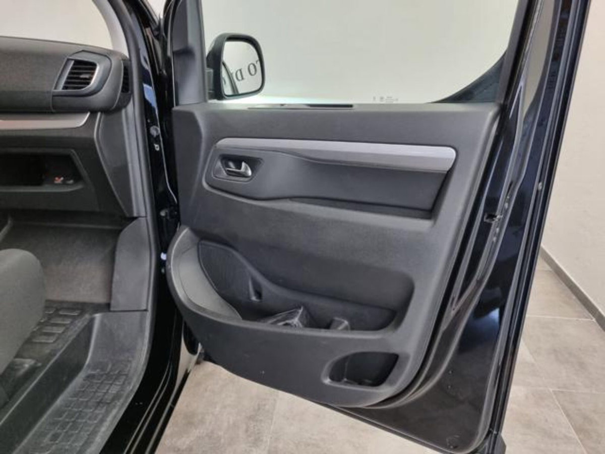 Fiat Ulysse combi M1 2.0 bluehdi 180cv L3H1 AT8 (18)