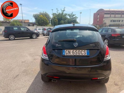 Lancia Ypsilon 1.0 FireFly 5 porte S&S Hybrid Ecochic Gold (14)