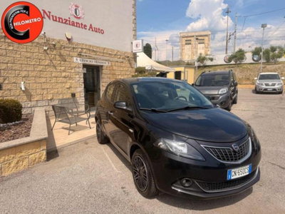 Lancia Ypsilon 1.0 FireFly 5 porte S&S Hybrid Ecochic Gold (4)
