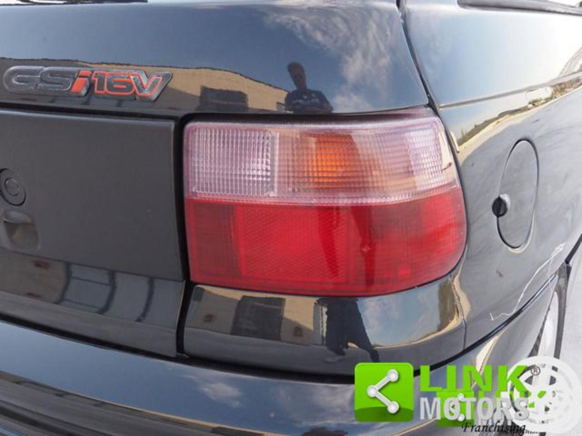 Opel Astra 16V cat 3 porte GSi (10)