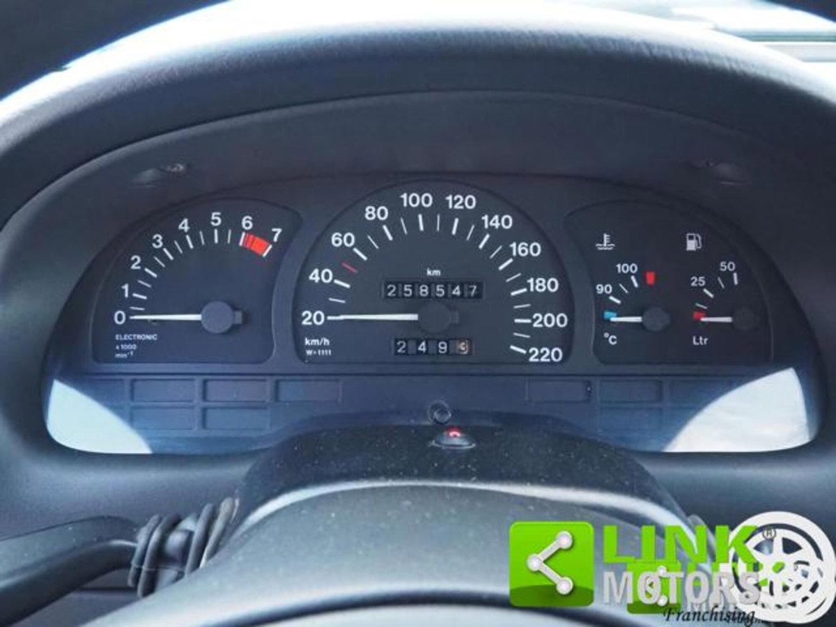 Opel Astra 16V cat 3 porte GSi (14)