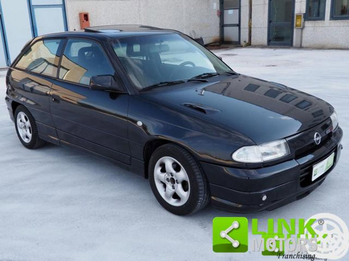Opel Astra 16V cat 3 porte GSi (3)