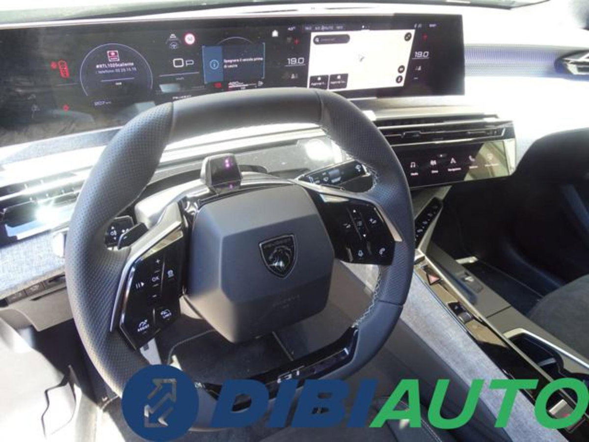 Peugeot 3008 1.2 hybrid GT Exclusive 145cv e-dcs6 (12)