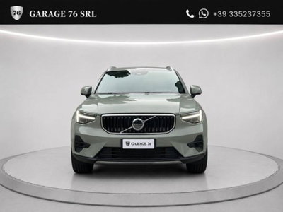 Volvo XC40 T4 Recharge Plug-in Hybrid R-design (2)