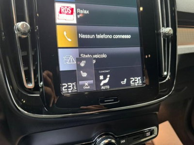 Volvo XC40 T4 Recharge Plug-in Hybrid R-design (9)
