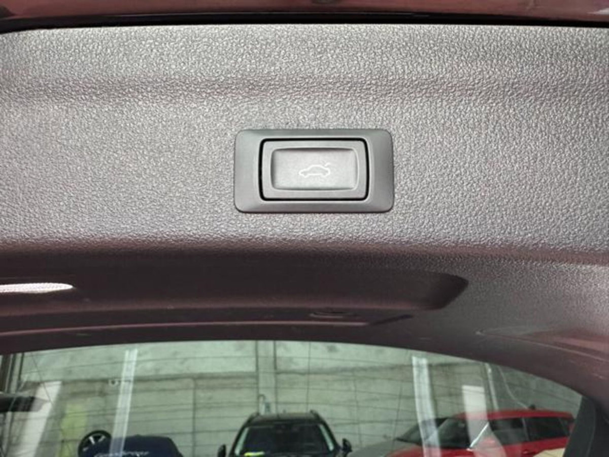 Audi A6 Avant 40 2.0 TDI S tronic Business Sport (7)