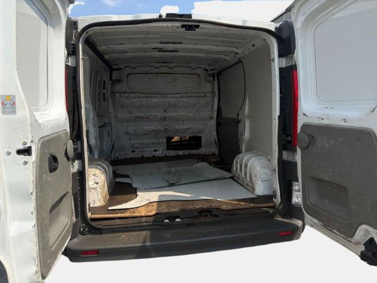 Renault Trafic Furgone T27 2.0 dCi/90 PC-TN Furgone DPF (12)