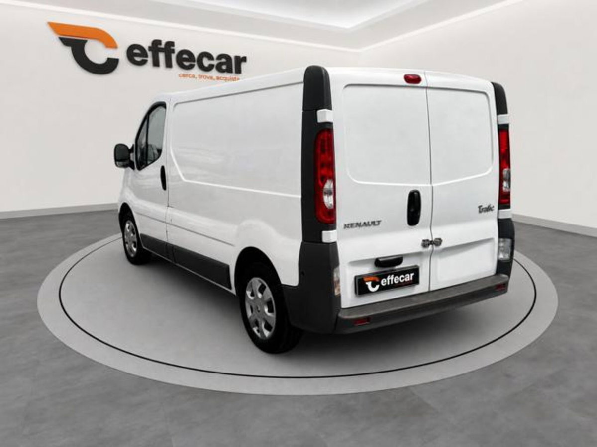 Renault Trafic Furgone T27 2.0 dCi/90 PC-TN Furgone DPF (4)