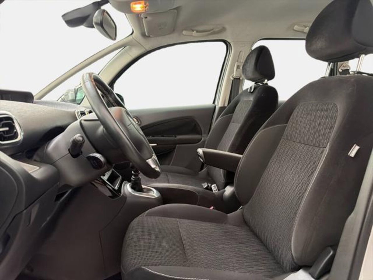 Citroen C3 Picasso 1.6 HDi 115 Exclusive (12)