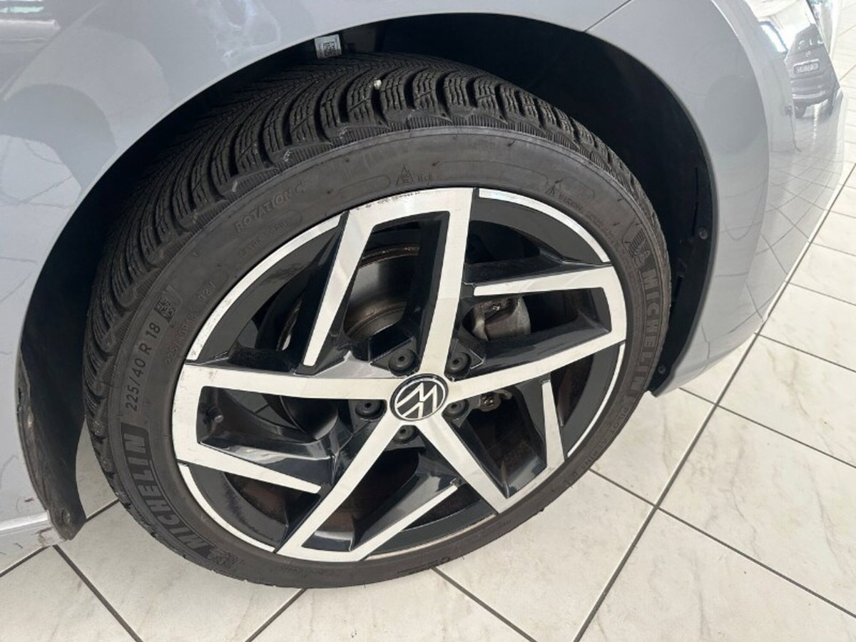 Volkswagen Golf Variant 2.0 TDI 150 CV DSG SCR 4Motion Style (4)
