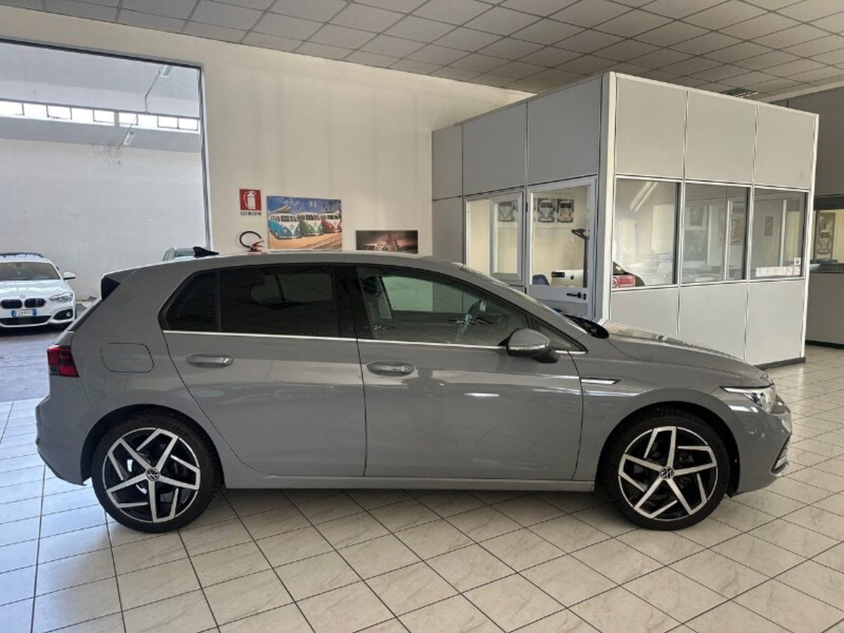 Volkswagen Golf Variant 2.0 TDI 150 CV DSG SCR 4Motion Style (5)