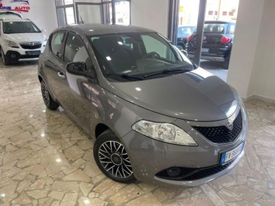 Lancia Ypsilon 1.2 69 CV 5 porte GPL Ecochic Gold usata
