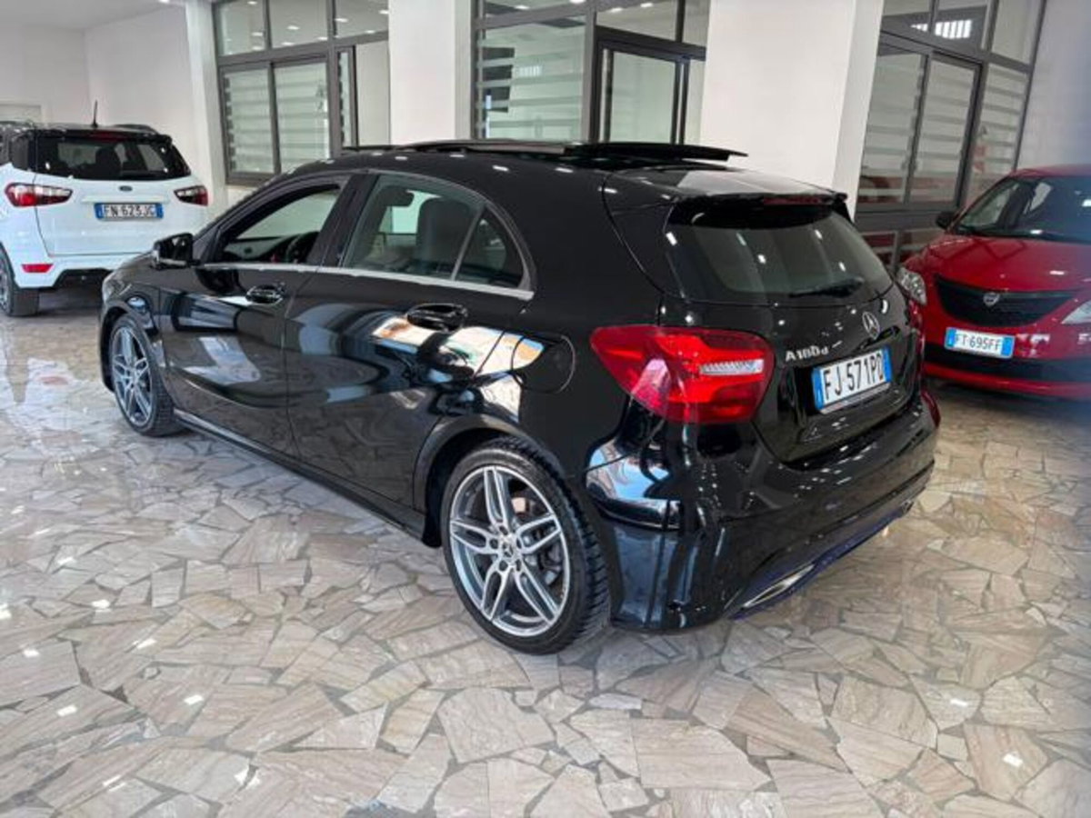 Mercedes-Benz Classe A 180 d Automatic Premium (5)