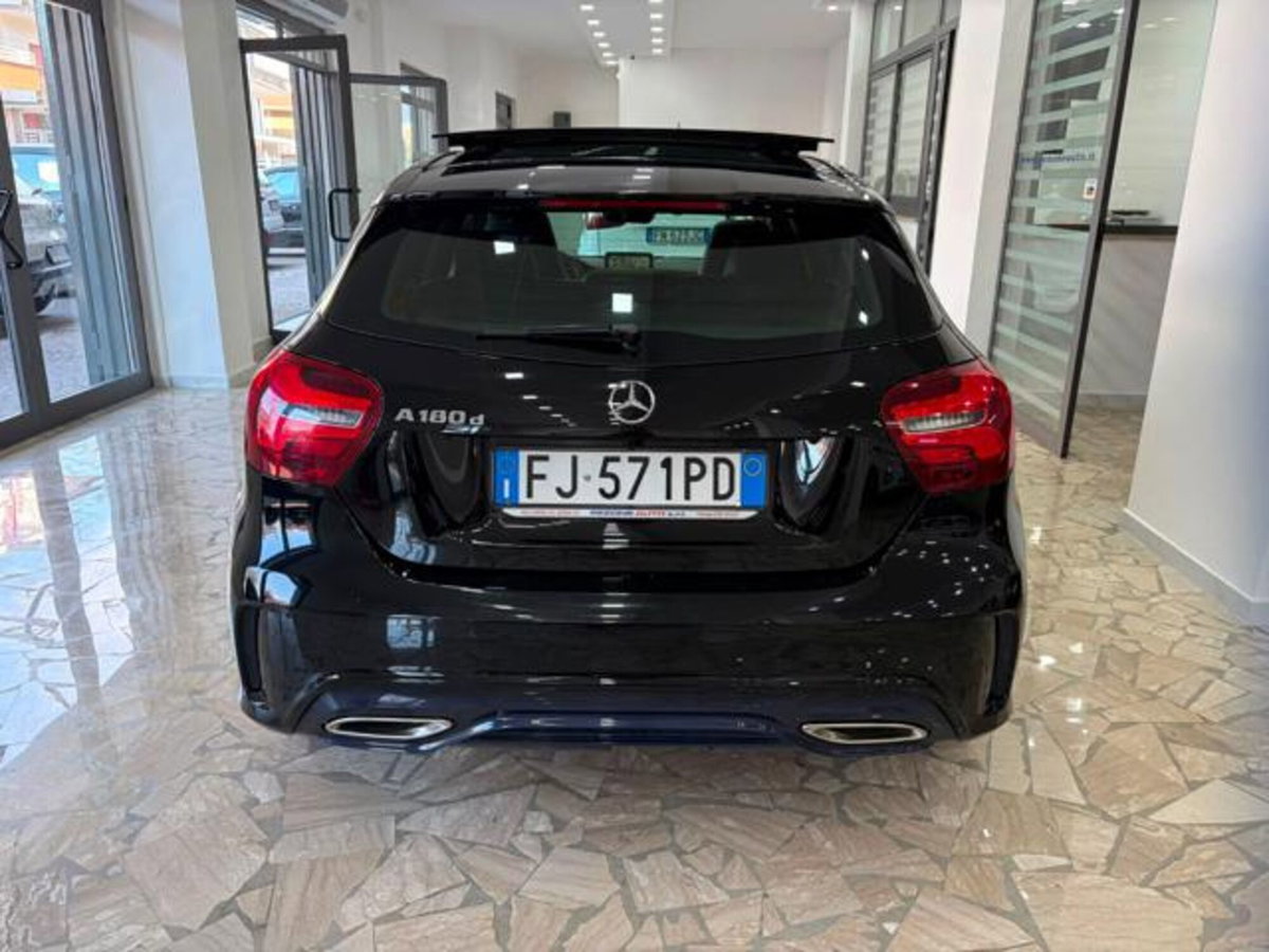 Mercedes-Benz Classe A 180 d Automatic Premium (6)