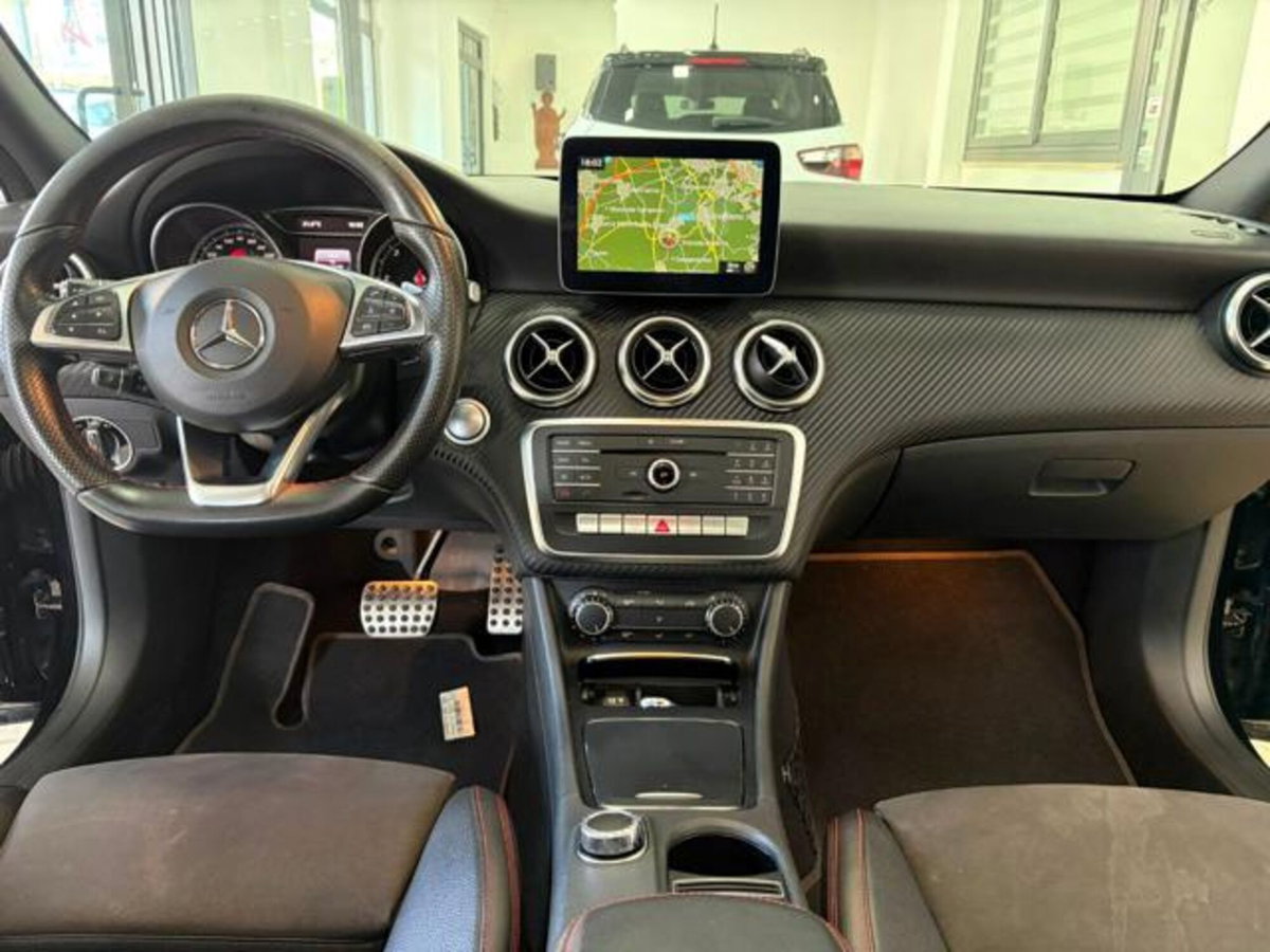 Mercedes-Benz Classe A 180 d Automatic Premium (7)