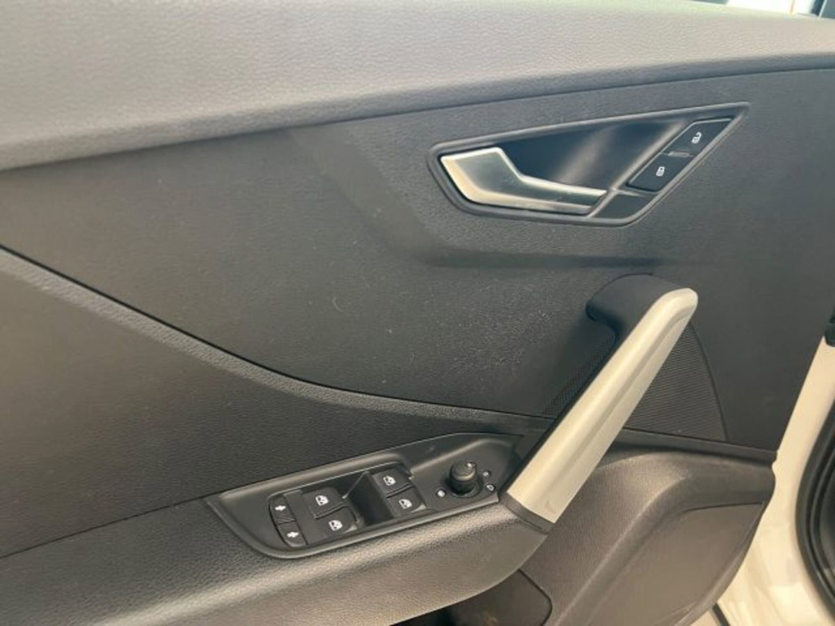 Audi Q2 Q2 30 TDI S tronic Business (8)