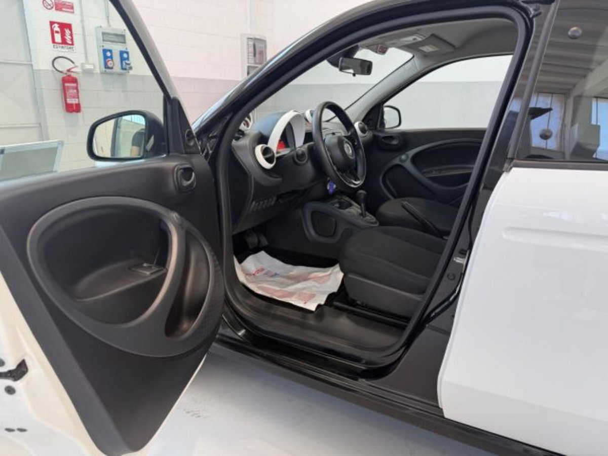 smart forfour forfour EQ Youngster (16)