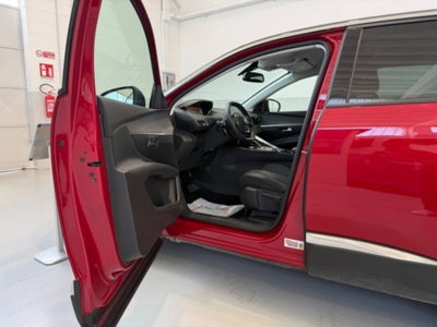 Peugeot 3008 PureTech Turbo 130 S&S EAT8 Allure (17)