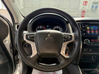 Mitsubishi L200 2.3 D Club Cab 4x4 Easy Select Invite Connect (10)