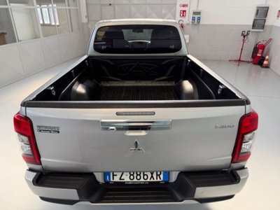 Mitsubishi L200 2.3 D Club Cab 4x4 Easy Select Invite Connect (6)