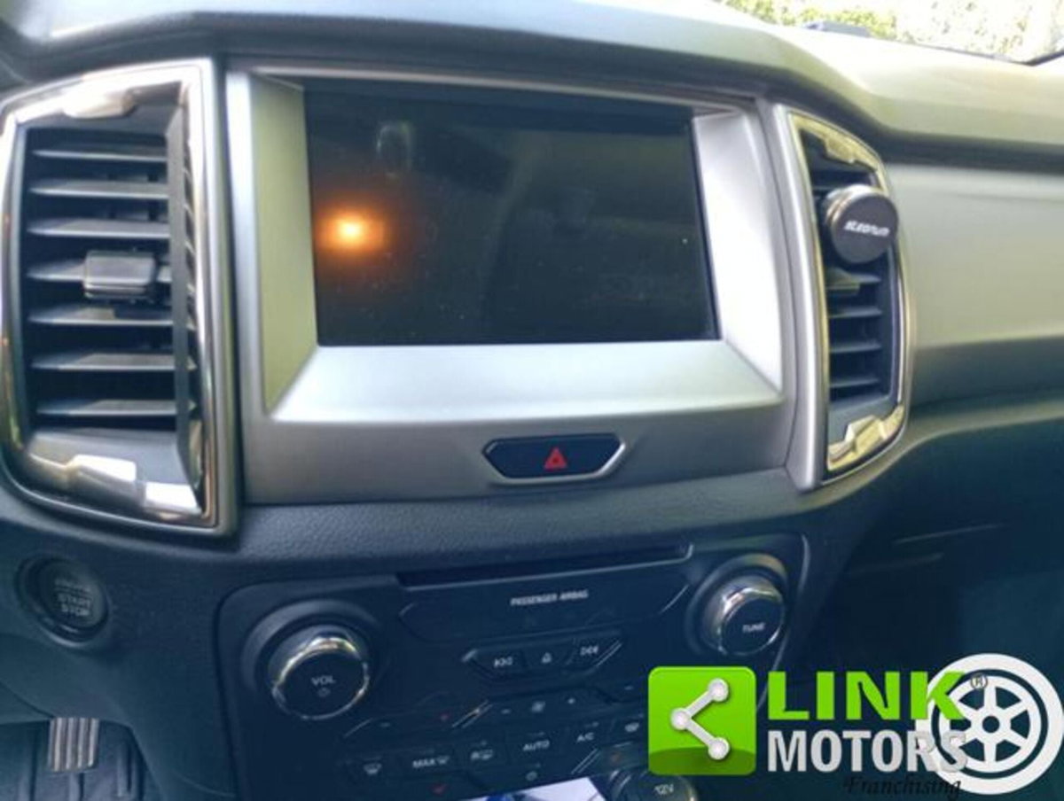 Ford Ranger Pick-up Ranger 3.2 TDCi DC Limited 5 posti (14)