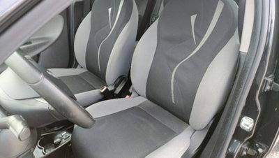 Lancia Ypsilon 0.9 TwinAir 85 CV 5 porte Metano Ecochic Silver (10)