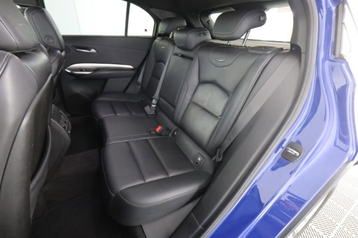 Cadillac XT4 XT4 350 TD AWD Premium Luxury (3)