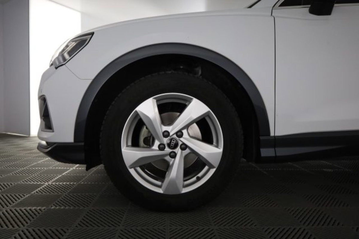 Audi Q3 35 TDI quattro S tronic Business Advanced (8)