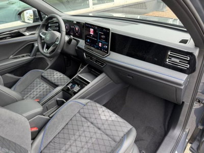 Volkswagen Tiguan 2.0 tdi R-Line 4motion 193cv dsg (12)