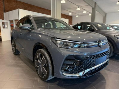 Volkswagen Tiguan 2.0 tdi R-Line 4motion 193cv dsg (4)