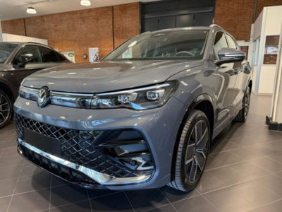 Volkswagen Tiguan 2.0 tdi R-Line 4motion 193cv dsg (9)