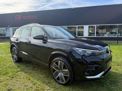 Volkswagen Tiguan 2.0 tdi R-Line 4motion 193cv dsg (5)