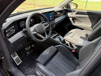 Volkswagen Tiguan 2.0 tdi R-Line 4motion 193cv dsg (9)