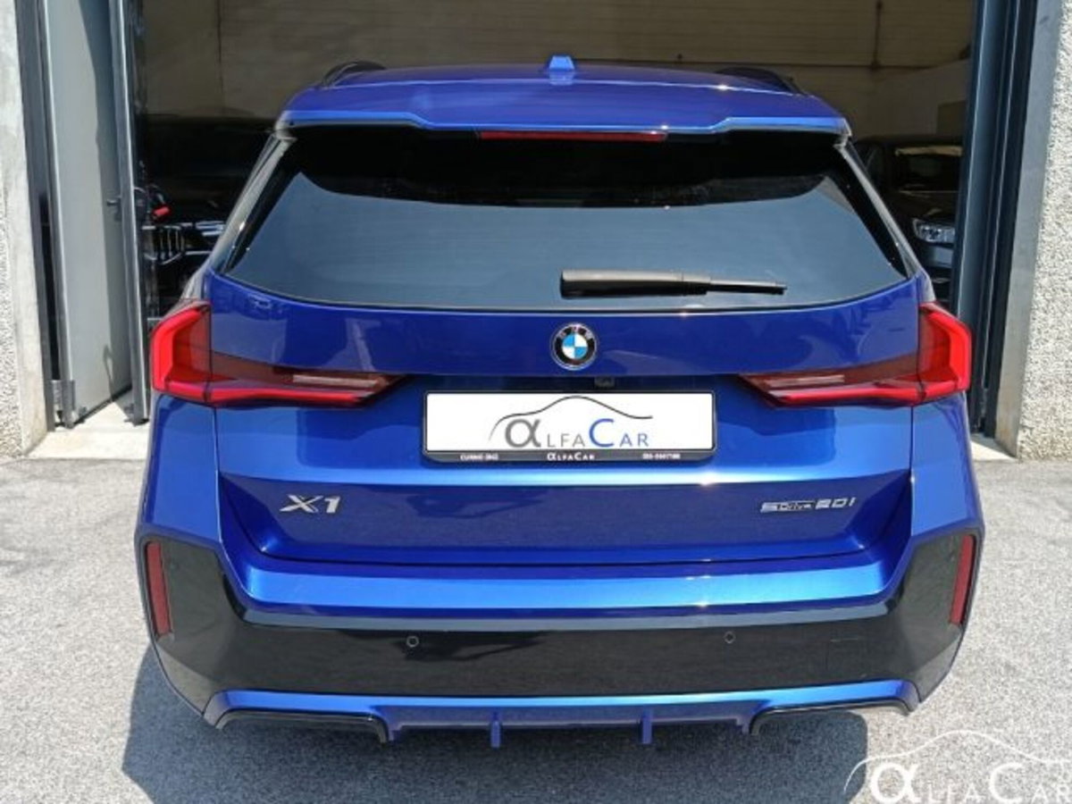 BMW X1 sDrive 20i Msport (4)