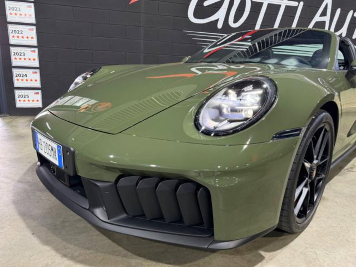 Porsche 911 Cabrio Targa 3.6 4 GTS auto (11)