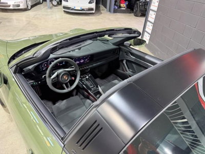 Porsche 911 Cabrio Targa 3.6 4 GTS auto (12)