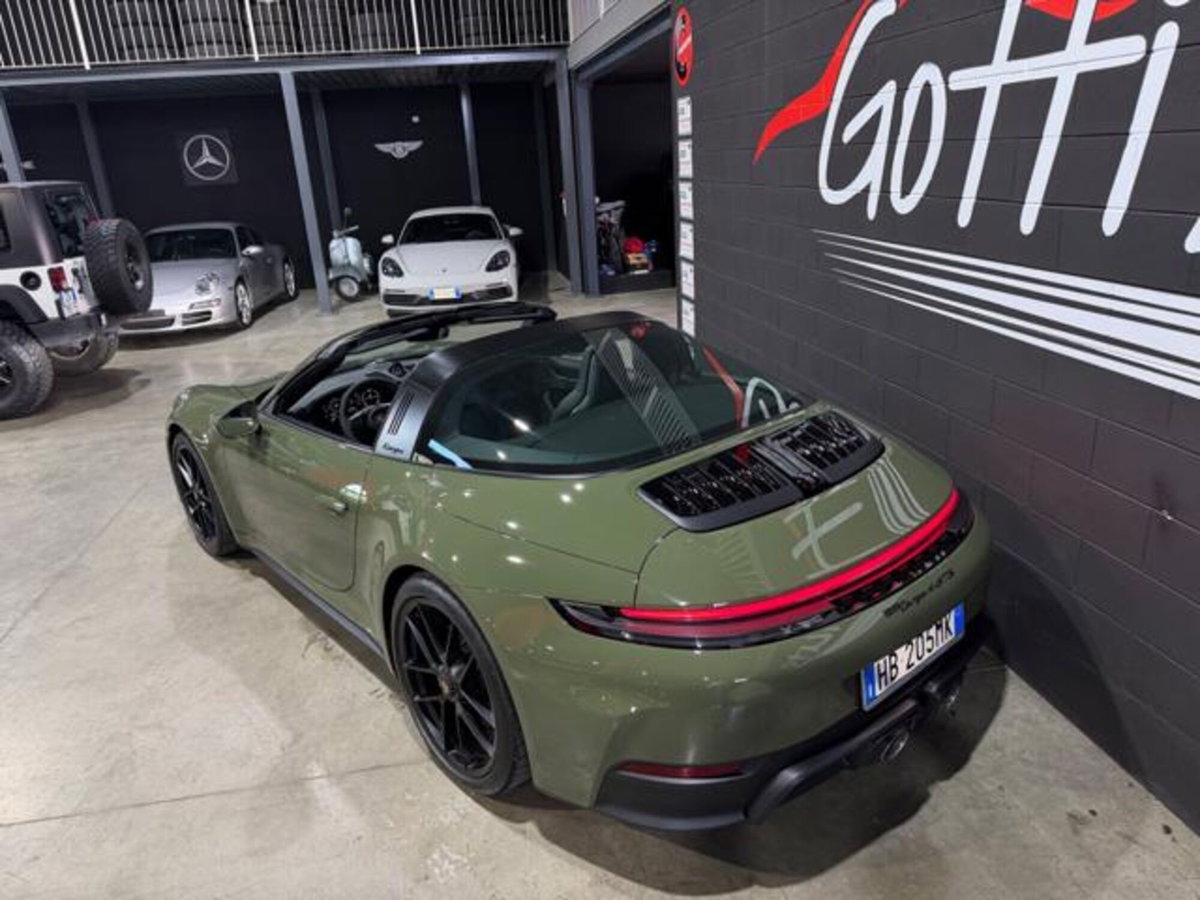 Porsche 911 Cabrio Targa 3.6 4 GTS auto (6)