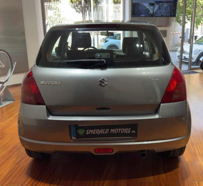 Suzuki Swift 1.3 DDiS 5p. GLX (4)