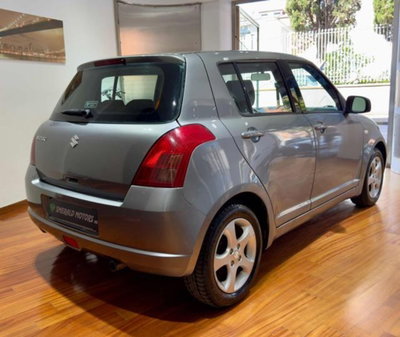 Suzuki Swift 1.3 DDiS 5p. GLX (6)