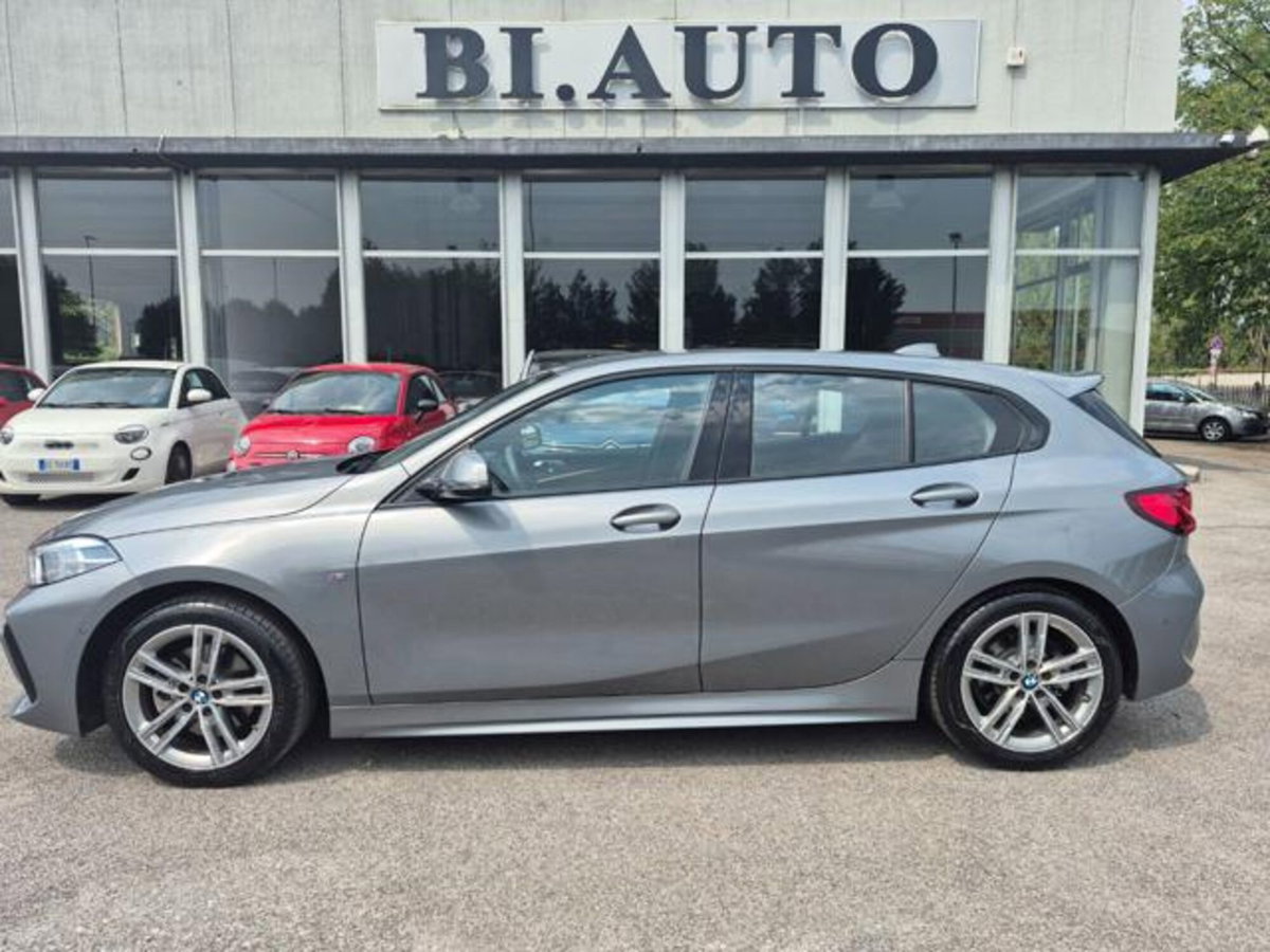 BMW Serie 1 116d 2.0 116CV cat 5 porte Attiva DPF
